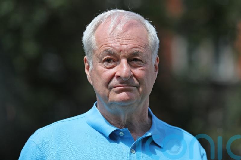 Paul Gambaccini: I’ve had to break up mating urban foxes due to ‘shocking’ noise
