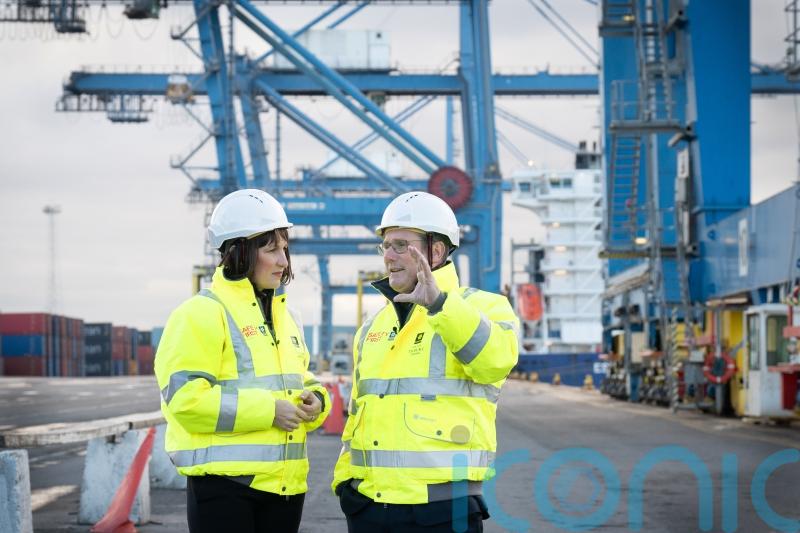 Labour drops £28bn-a-year green spending pledge