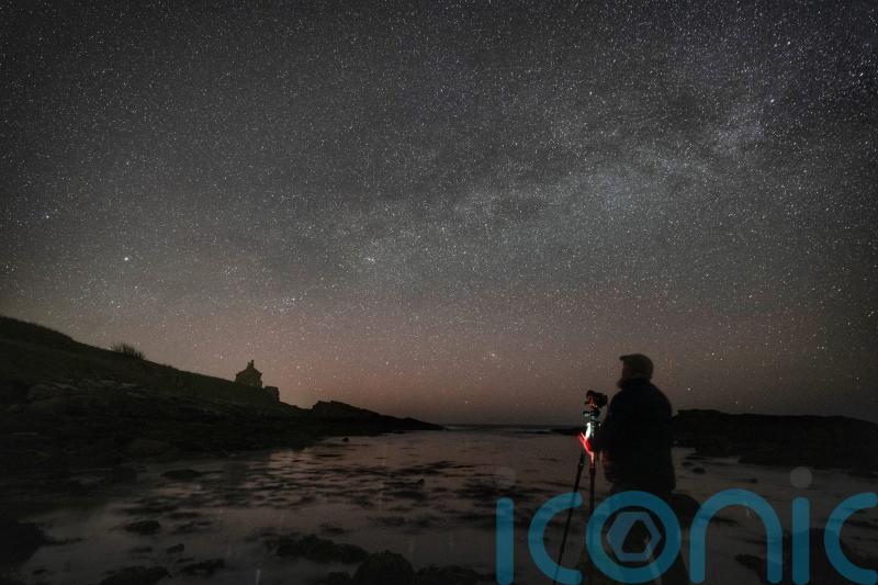 Astronomers discover new source of star dust