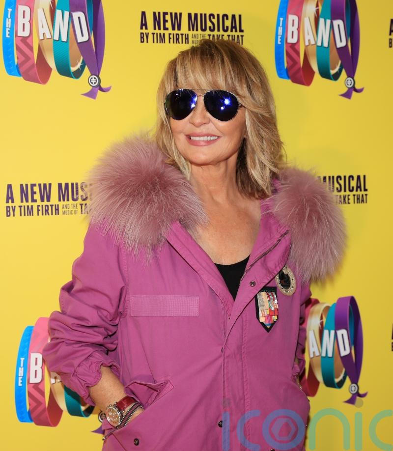 Lulu announces new UK tour will be her last after 60-year career