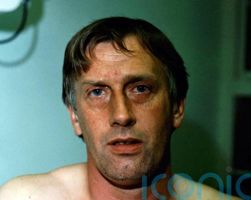 Killer of Sarah Payne stabbed in prison