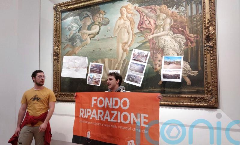 Climate activists target Botticelli&rsquo;s Birth Of Venus in Florence&rsquo;s Uffizi Gallery