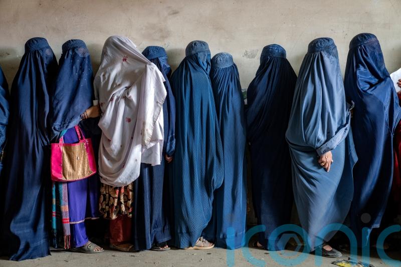 Afghan women fear going out alone due to Taliban decrees, says UN