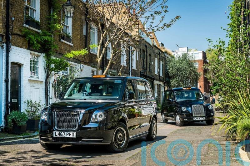 Government announces cut to Plug-in Taxi grant – despite confirming extension