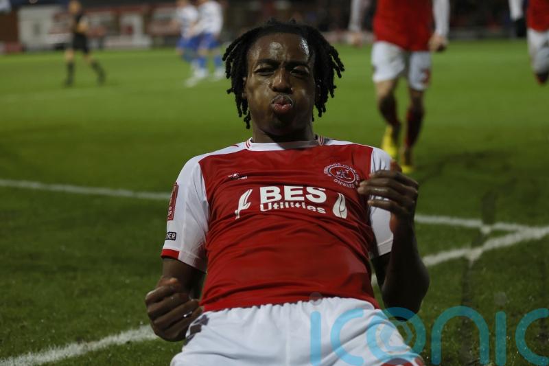 Promise Omochere nets second-half equaliser as Fleetwood claim Exeter draw