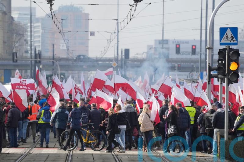 Thousands of farmers protest in Warsaw over EU’s environmental policies