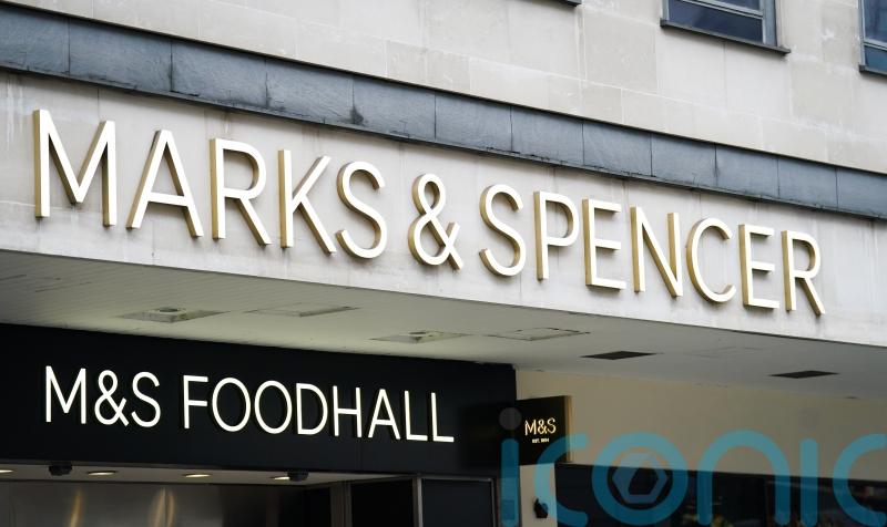 Marks & Spencer announces hourly pay rise for 40,000 staff