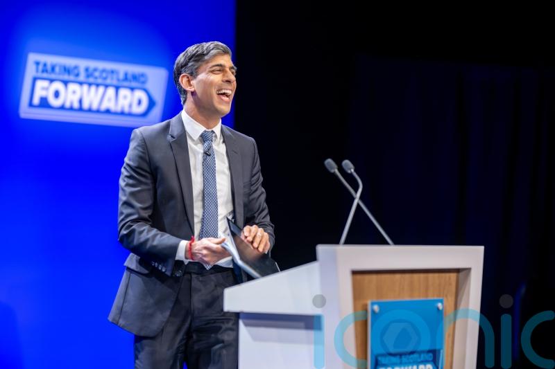 Sunak hints spring Budget may contain further cut in national insurance