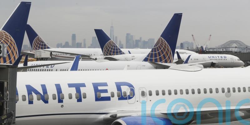 United Flight from London diverted to Maine because of disruptive passengers