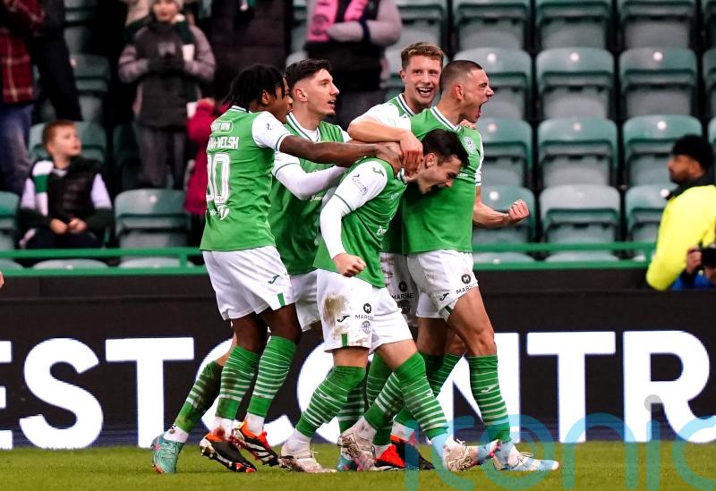 Myziane Maolida and Dylan Levitt take Hibernian into top six