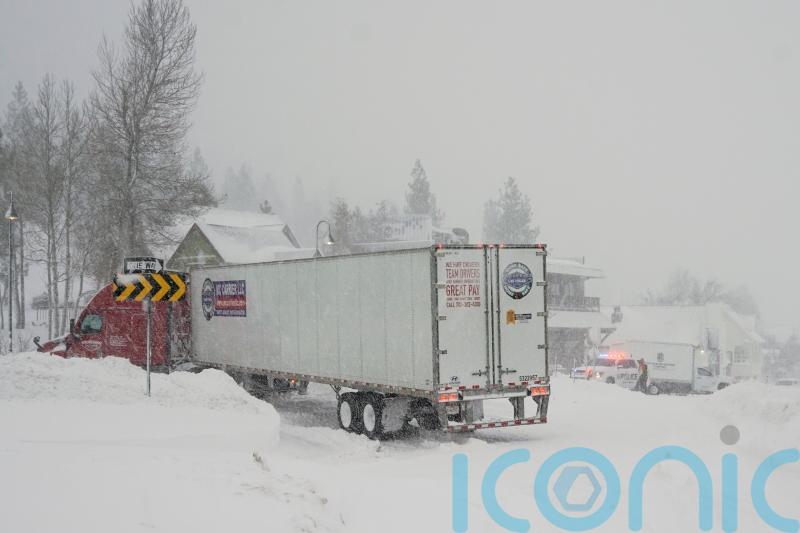 Blizzard leaves thousands of homes without power in California and Nevada
