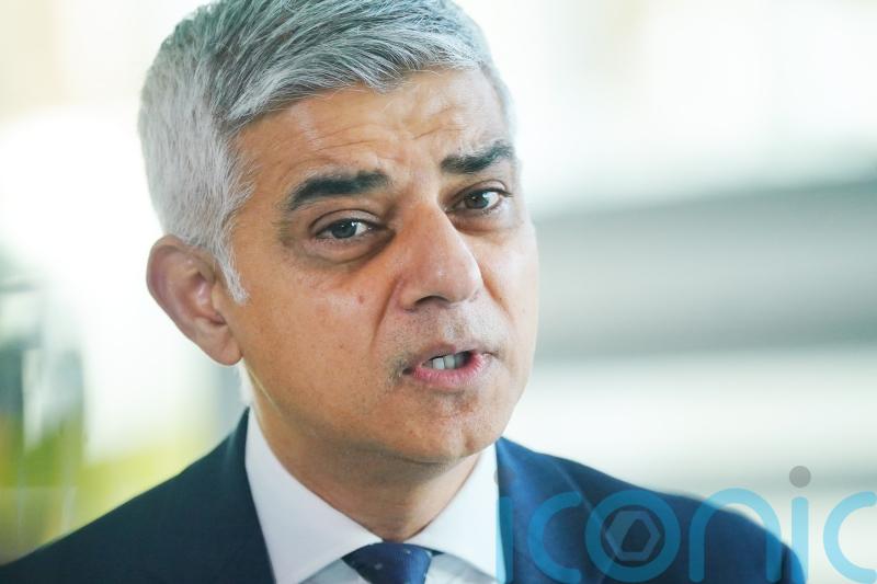 Sadiq Khan to pledge Met Police reforms to restore trust