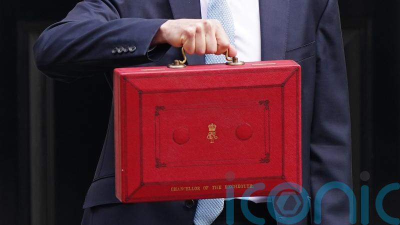Hunt urges voters to back his plan as he prepares to unveil pre-election tax cuts