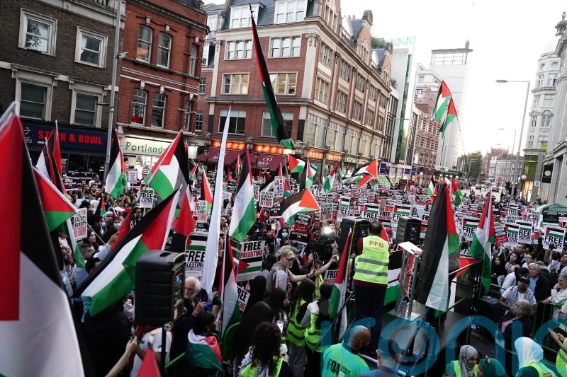 Concerns London ‘no-go zone for Jews’ taken extremely seriously – Downing Street