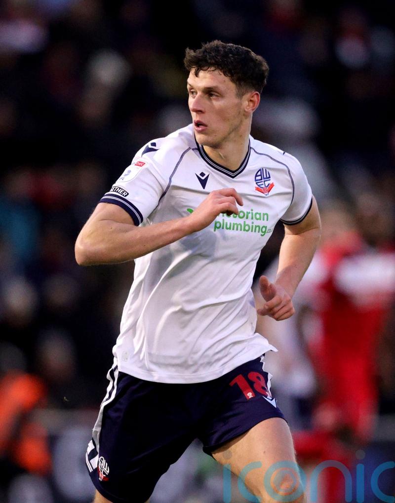 Bolton leave it late to snatch draw at Exeter