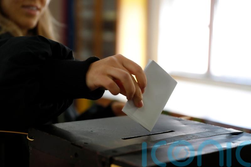 Portuguese go to the polls in general election