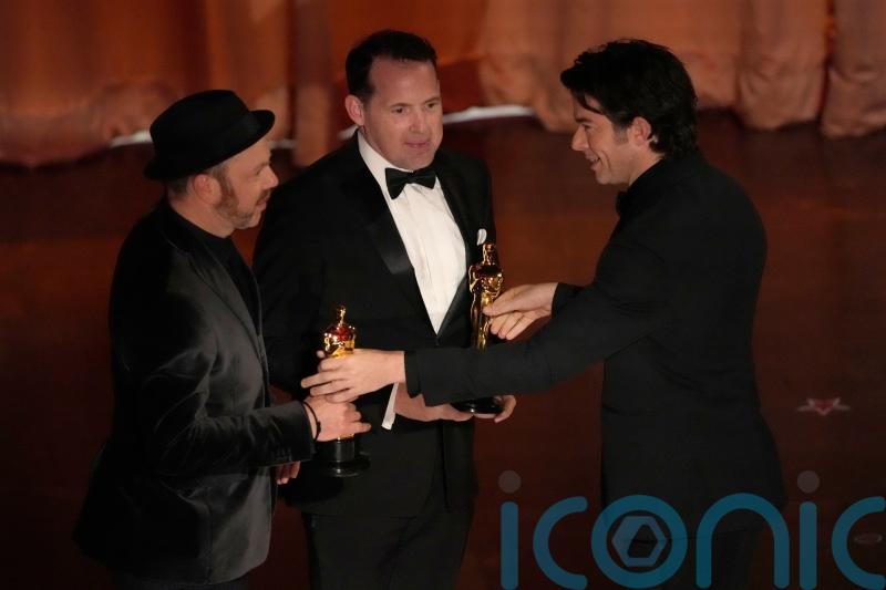 John Mulaney hilariously explains entire Field Of Dreams plot on Oscars stage