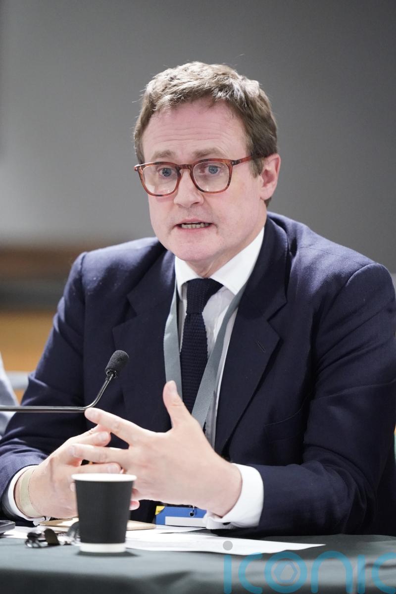 Minister denies Government ‘politicising’ extremism after call for consensus