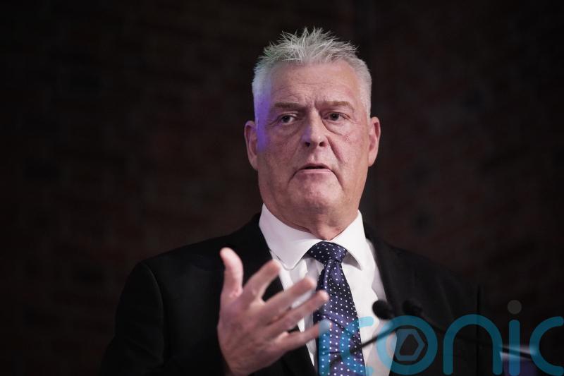 Anderson says Tory Party ‘stifles free speech’ as he defects to Reform