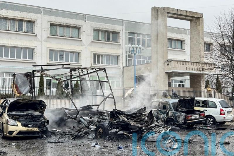 Russian officials say Ukrainian shelling leaves two people dead in border city
