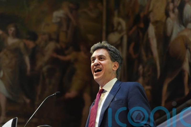 Tories ‘slipping from climate delay to denial’, Ed Miliband claims