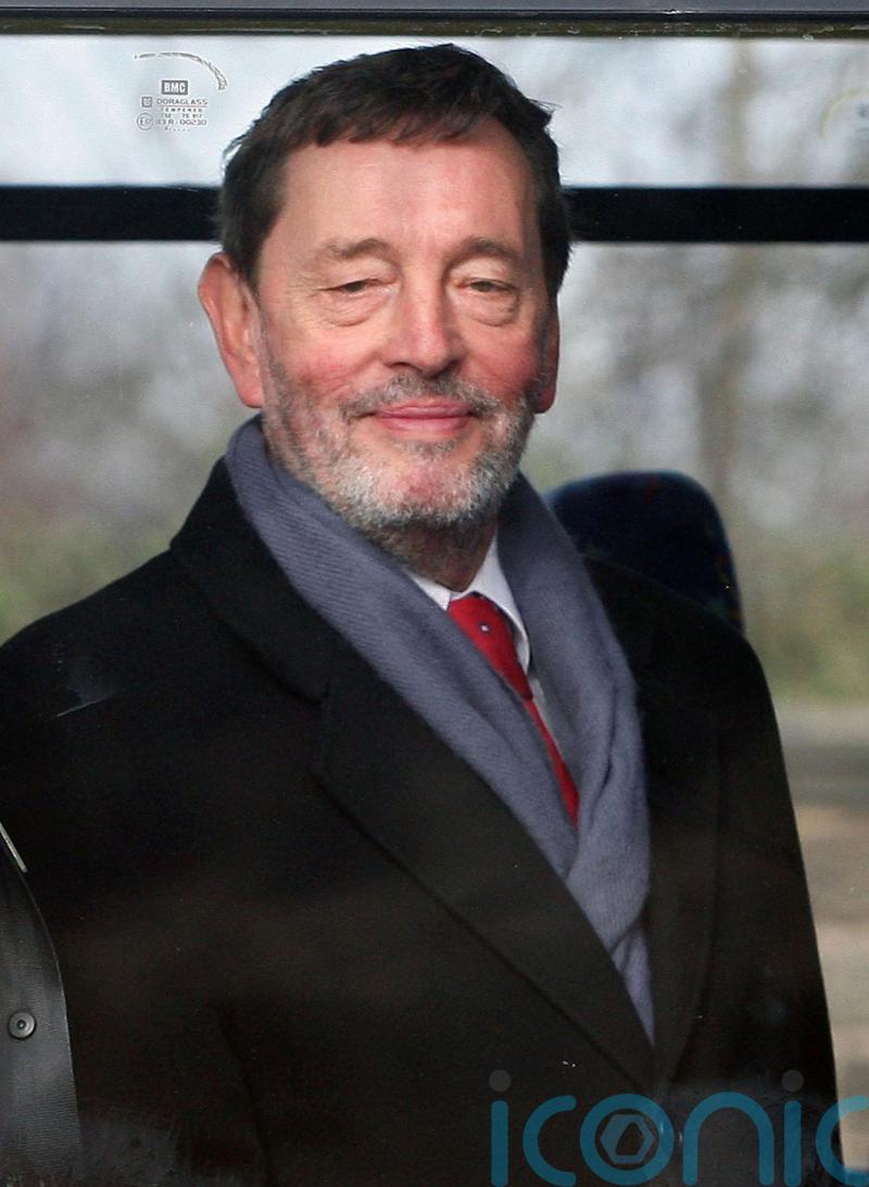 Touch screen card machines breach Equality Act, says David Blunkett