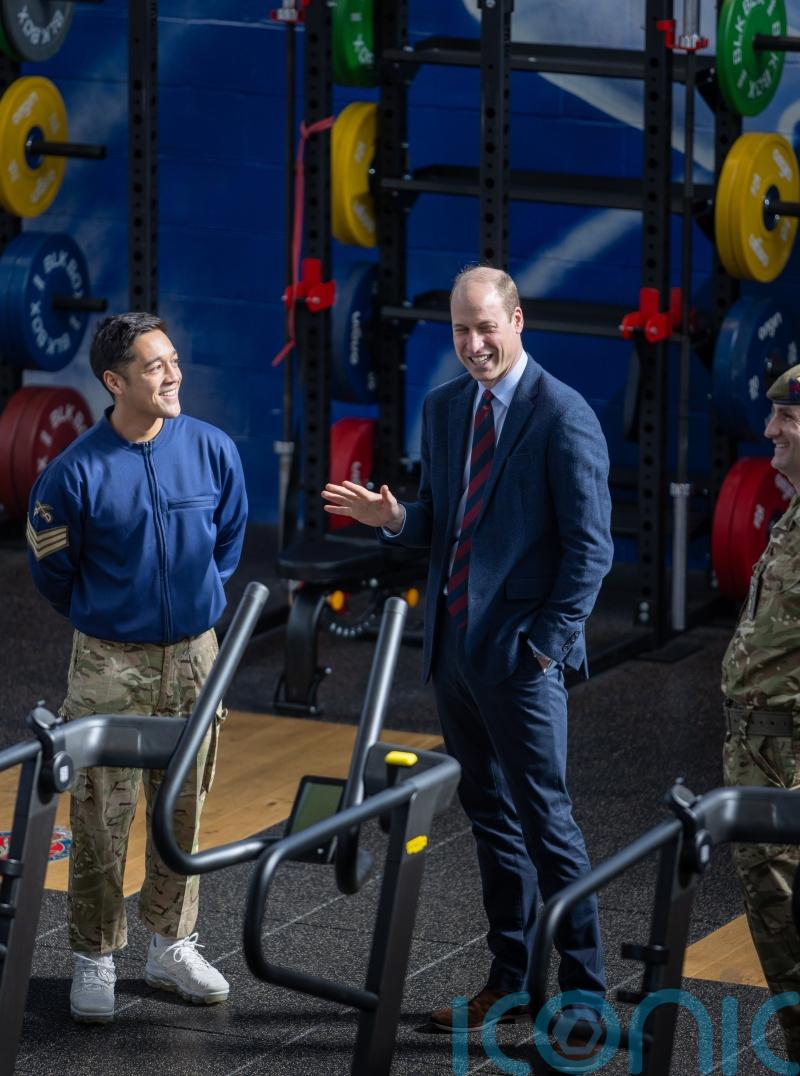 William visits Welsh Guardsmen amid privacy concerns over Kate’s medical data