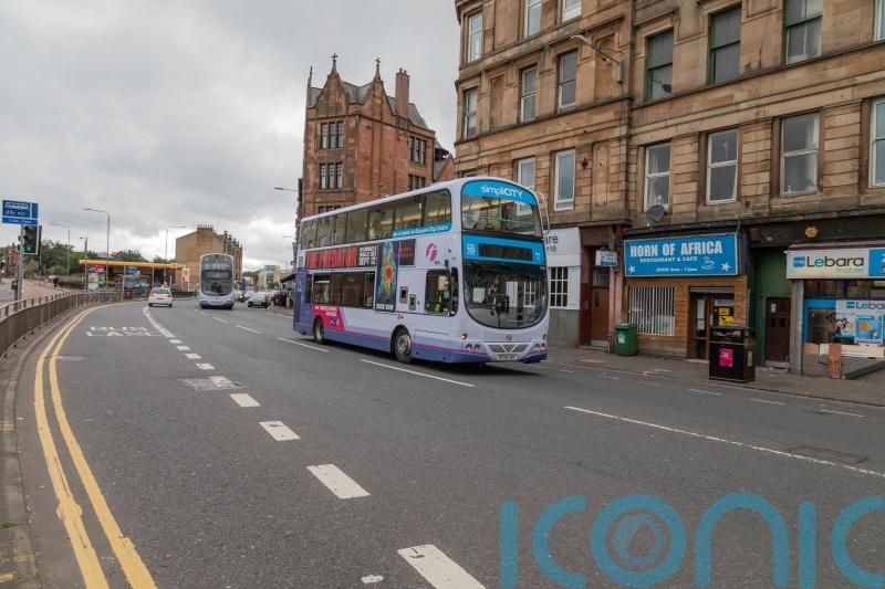 Trial of flat fares for bus travel proposed in public transport review