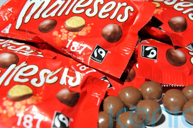 British shoppers urged to buy Fairtrade chocolate over Easter