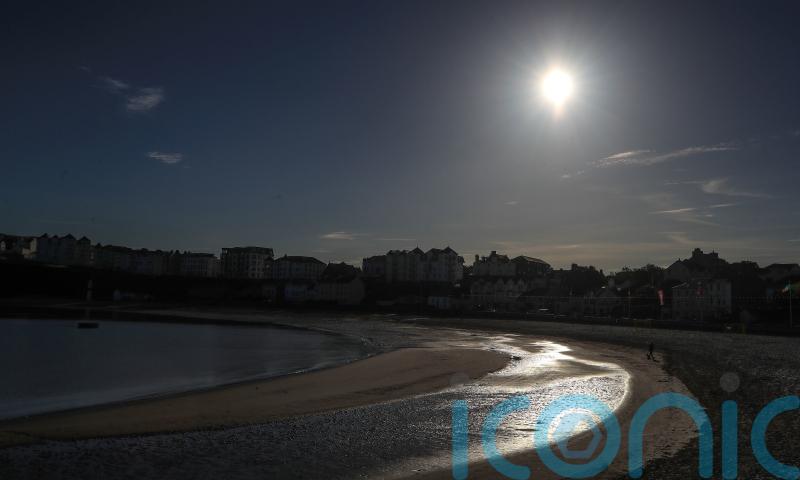 Channel Islands and Isle of Man need seat at trade negotiations, MPs say