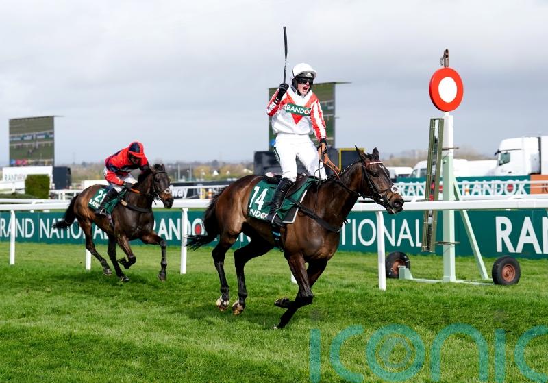 Lure of National chance too good for Ellis to Pass up