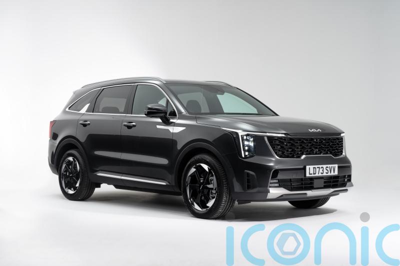 Kia reveals facelift for Sorento range