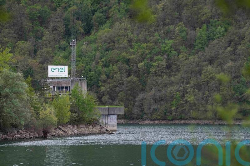 Divers discover two more bodies in Italian hydroelectric plant explosion