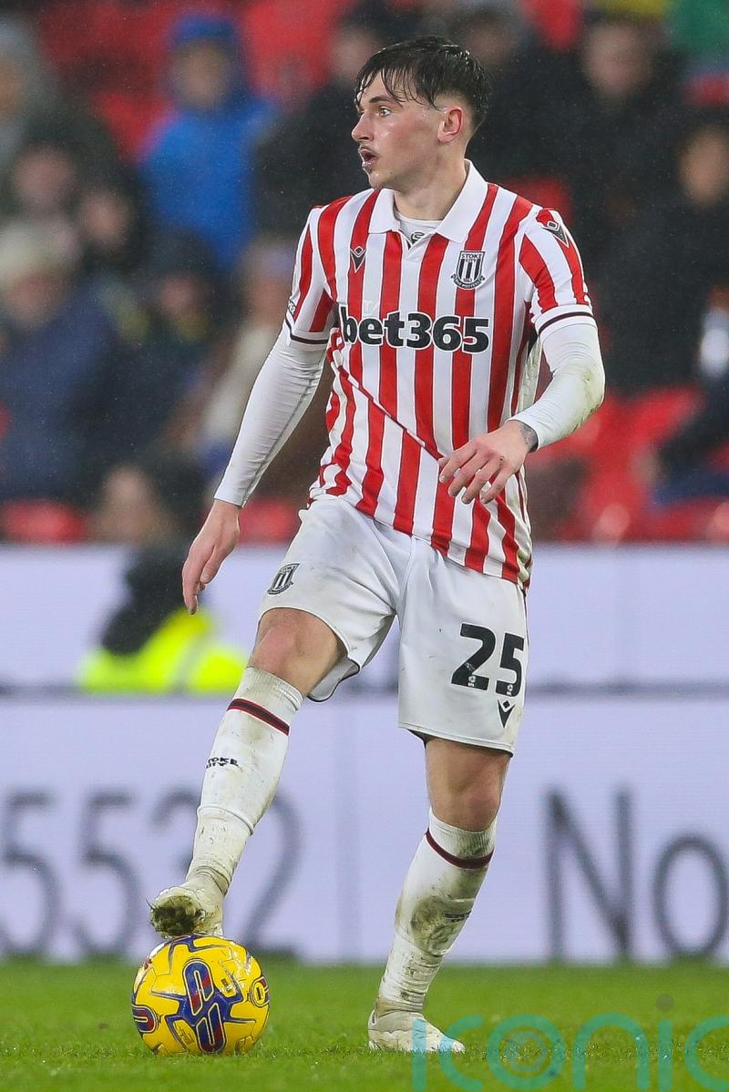 Struggling Sheffield Wednesday held by Stoke after Luke Cundle’s leveller