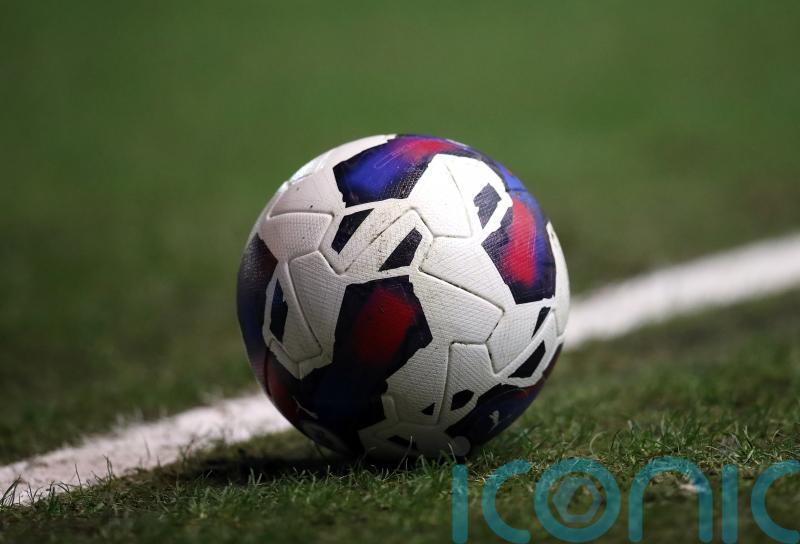 Oldham’s hopes of a late play-off push dented by stalemate at Oxford