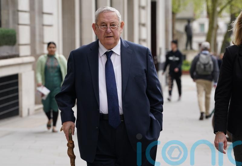Ex-Post Office chief not ‘clever’ enough to ask about challenges made to Horizon