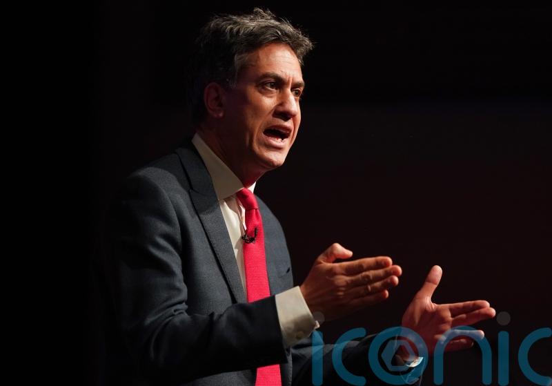 Miliband condemns ‘humiliating defeat’ on climate target for Scottish ministers