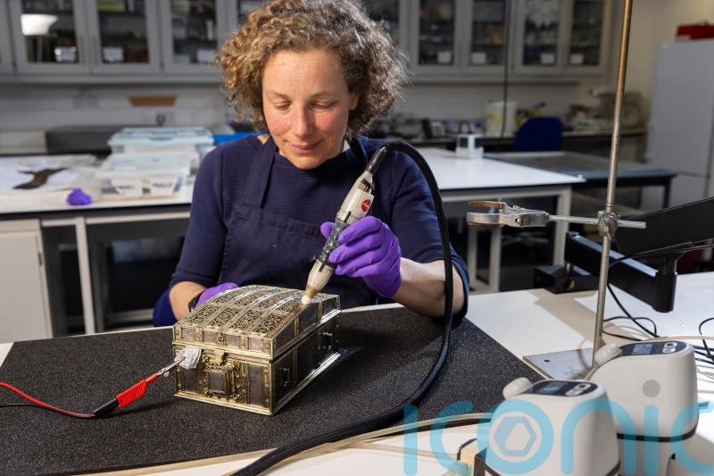Casket thought to have been owned by Mary Queen of Scots to go on tour