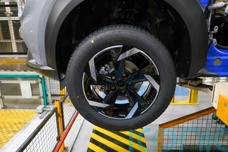 Car production fell last month, figures show