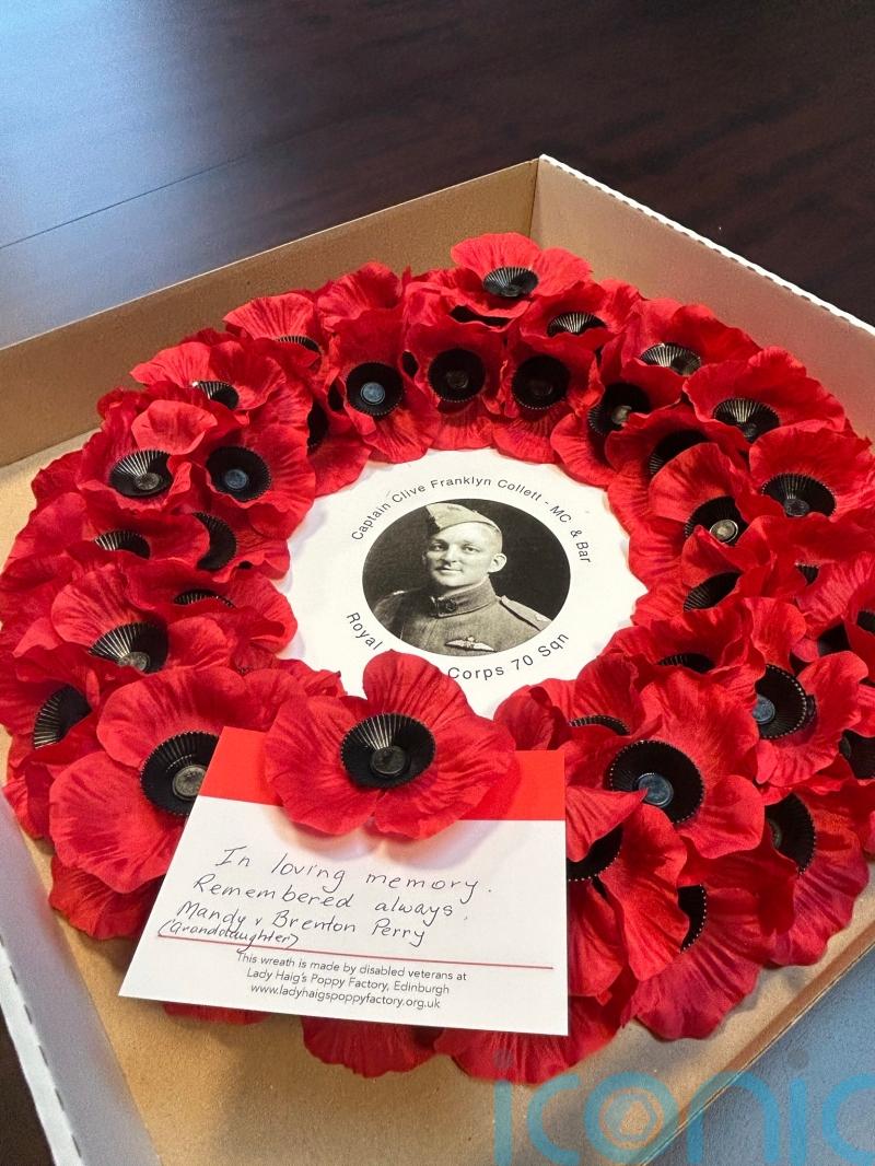 Granddaughter lays wreath for fighter pilot in Anzac day service