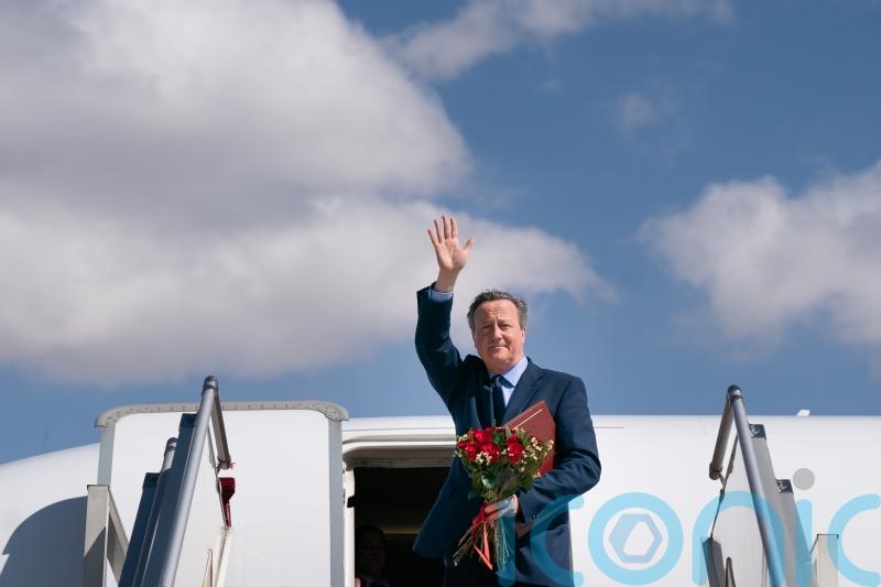 Cameron urges Hamas to accept ‘generous’ deal with Israel to end Gaza conflict