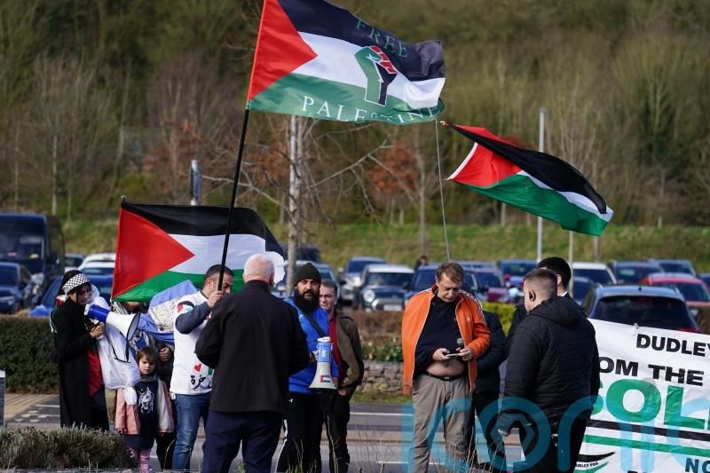 Labour’s Gaza stance leads to voter backlash in English councils