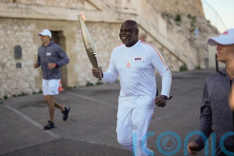 Torchbearers in Marseille kick off Olympic flame&rsquo;s journey across France