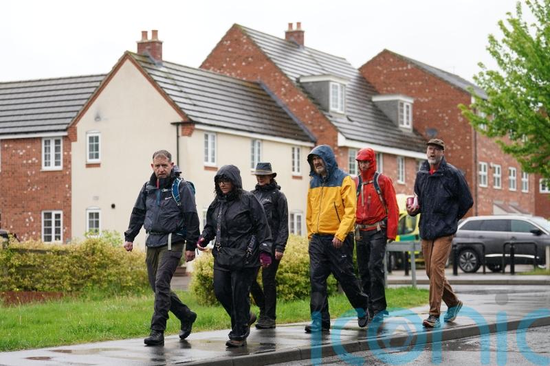 Husband of murdered MP Jo Cox joins grieving mother’s 200-mile walk