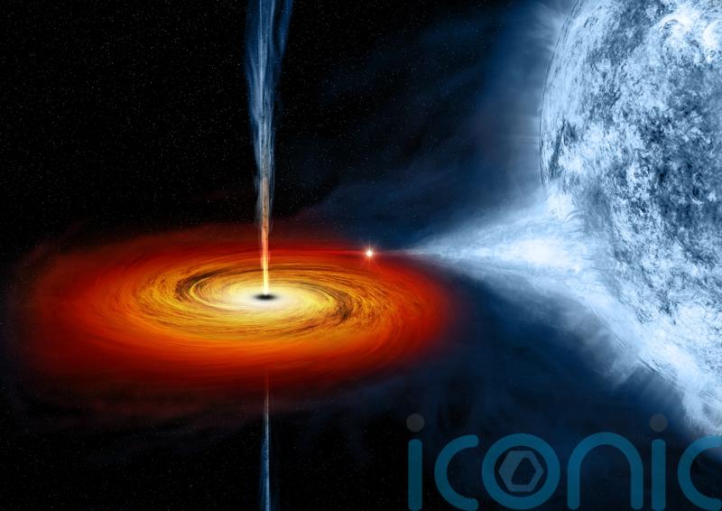 Scientists prove that plunging regions exist around black holes in space