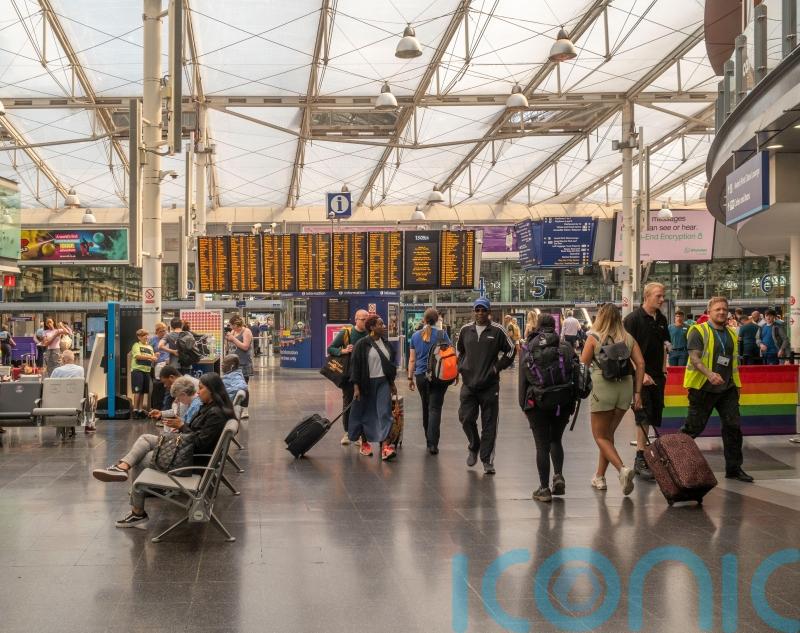 Northern cities will ‘remain poorly served’ by rail, Government advisers warn