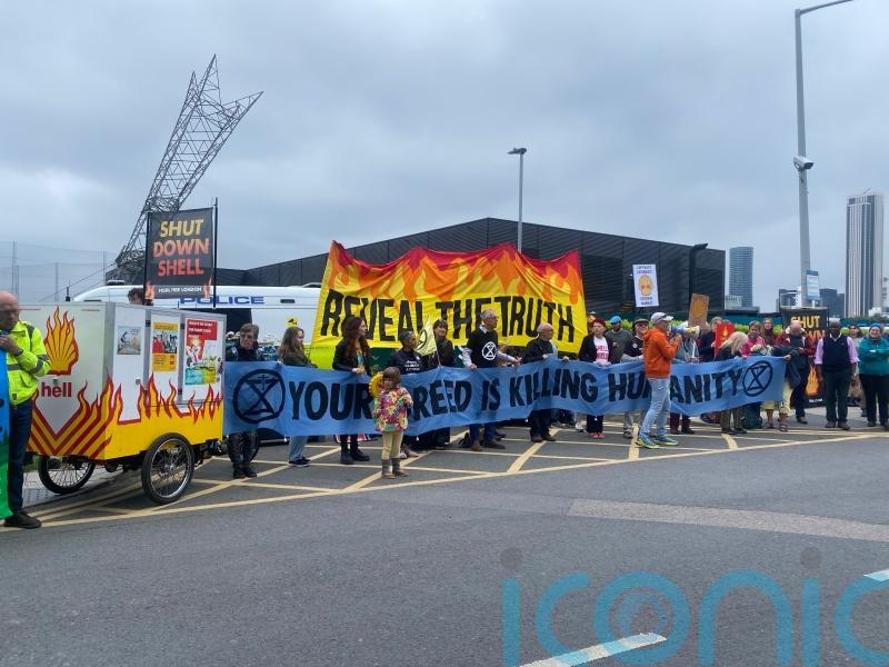 Climate protesters accuse Shell chairman of ‘greenwashing’ at AGM