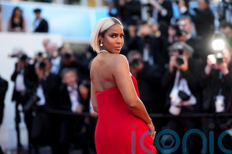 Kelly Rowland appears to berate security guard at Cannes Film Festival
