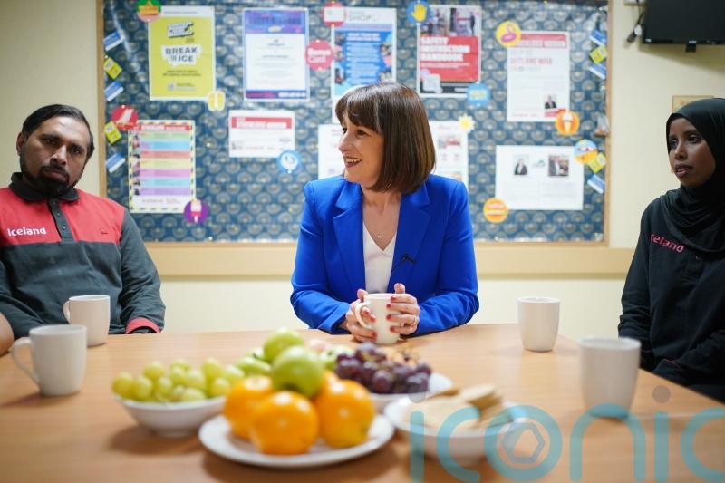 Reeves says Tories ‘haven’t learned lesson’ as she attacks Hunt’s tax plans