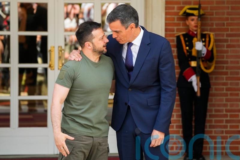 Zelensky visits Spain in pursuit of weapons for Ukraine to fight Russia with